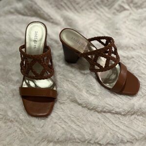 Indigo Women's Brown Woven Mules